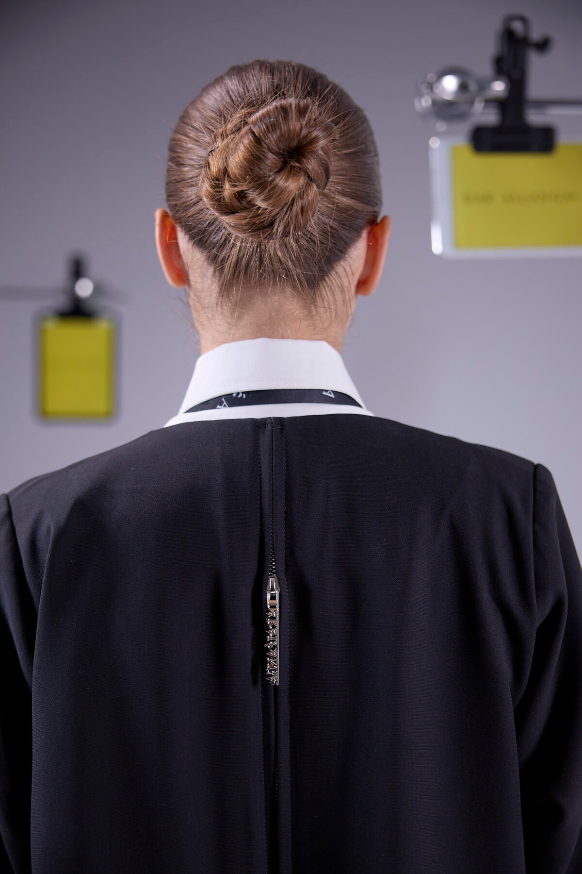 Logo Zipper Blazer